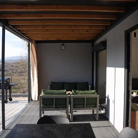 Vila Casa Quadratica *
