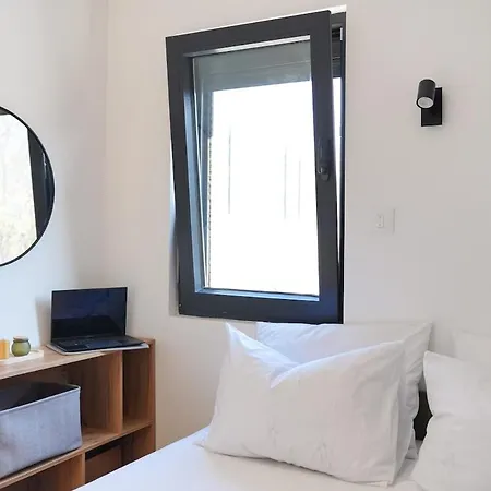 Casa Quadratica Vila *