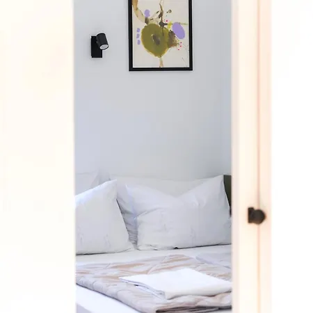 Vila Casa Quadratica Klobuk