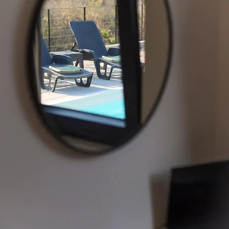 Vila Casa Quadratica
